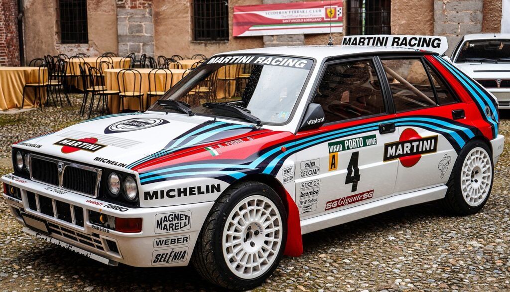 How To Earn Money Through Social Media - Lancia Delta Integrale Rally Car with Martini Sponsorship